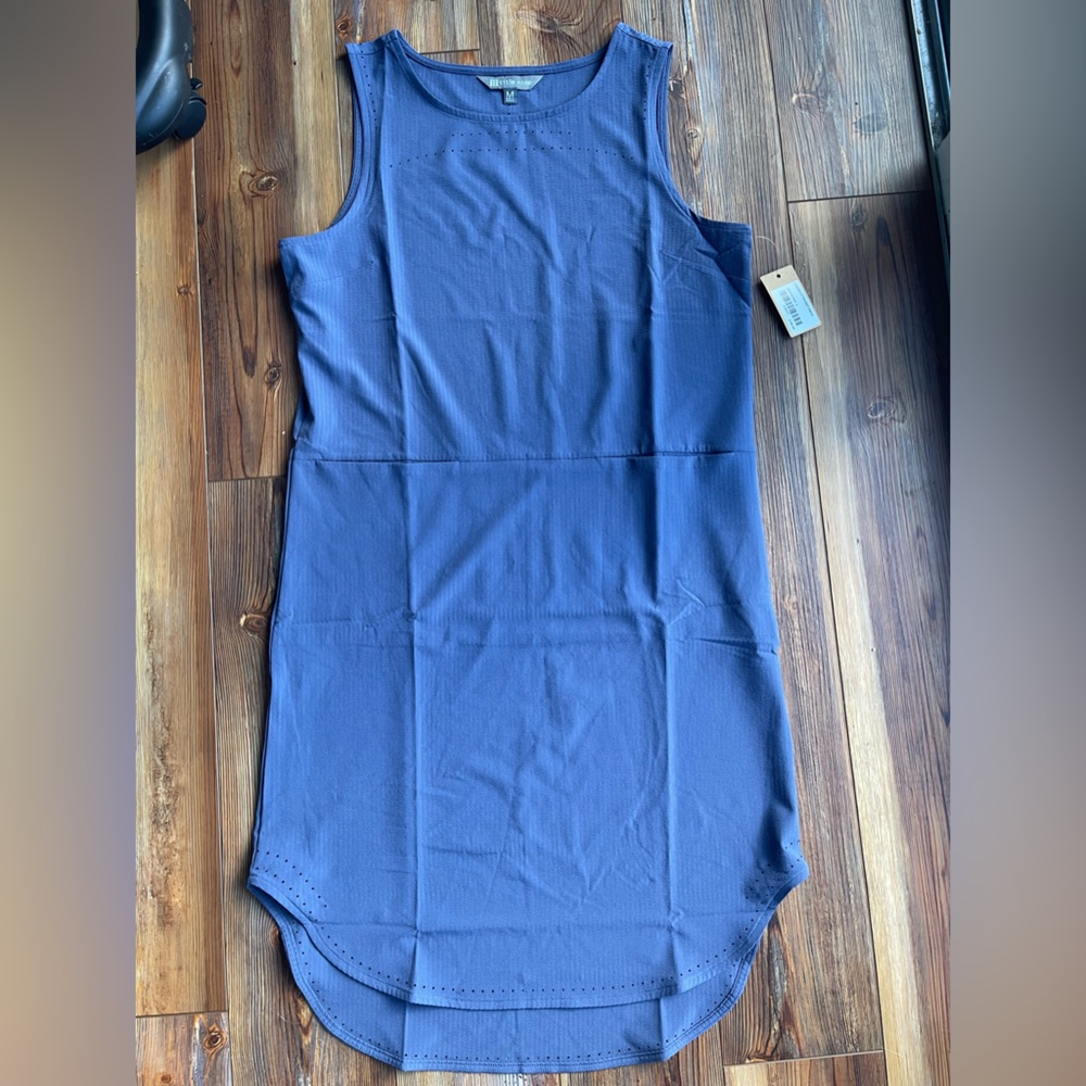 Title Nine laser cut pocket dress size M